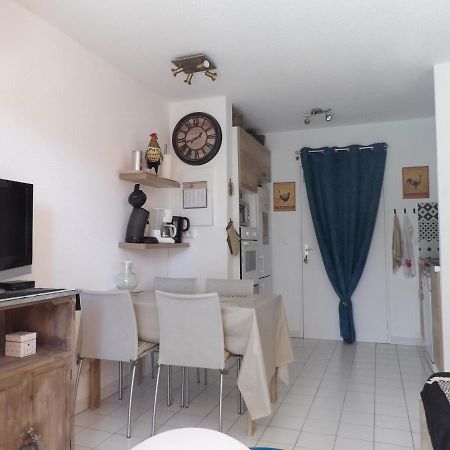 Appartement T2 Dans Residence Avec Piscine Et Tennis Saint-Raphaël エクステリア 写真
