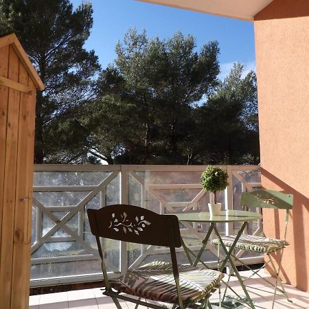 Appartement T2 Dans Residence Avec Piscine Et Tennis Saint-Raphaël エクステリア 写真
